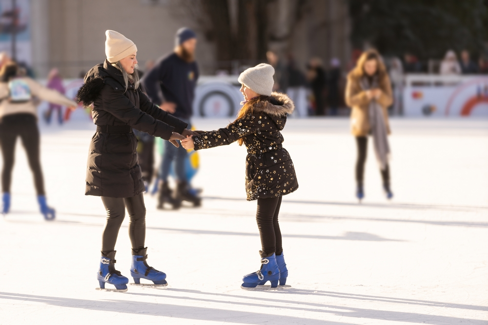 Patinoire les paccots : avec votre enfant